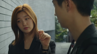 "Ding-dong": Jessica's doorbell jingle from <i>Parasite</i> hits the internet